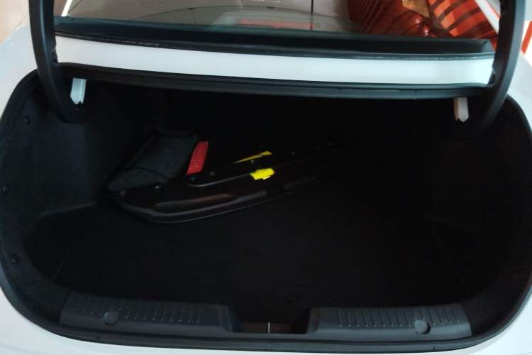 Used CHANGAN OSHAN 520 2025 Standard Edition Trunk