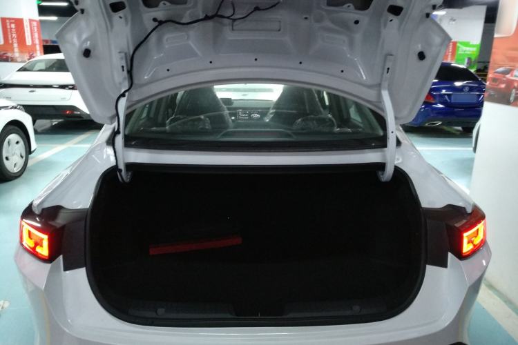 Used CHANGAN OSHAN 520 2025 Standard Edition Trunk