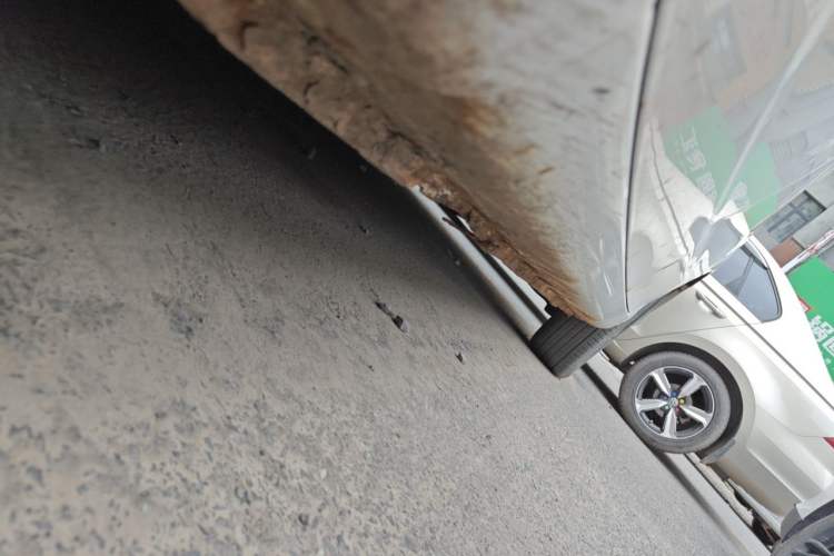 Used CHANGAN OSHAN A600EV  Chassis Front Left