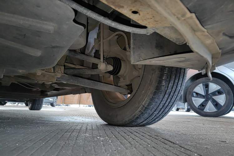 Used CHANGAN OSHAN A600EV 2018 EV model Chassis Front Left