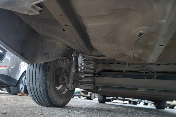 Used CHANGAN OSHAN A600EV 2018 EV model Chassis Rear Left
