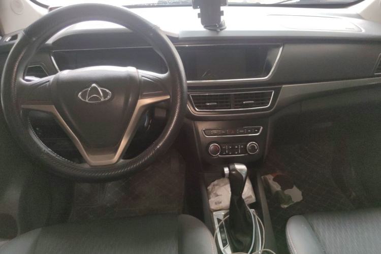 Used CHANGAN OSHAN A600EV 2018 EV model Center Console