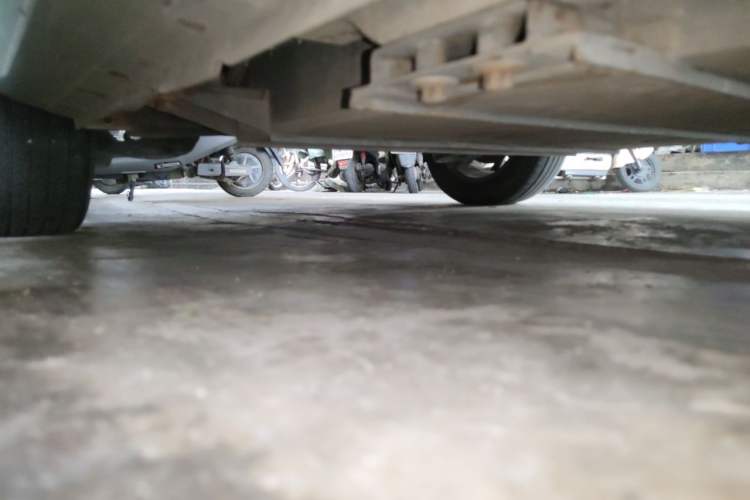 Used CHANGAN OSHAN A600EV 2018 EV model Chassis Rear Right