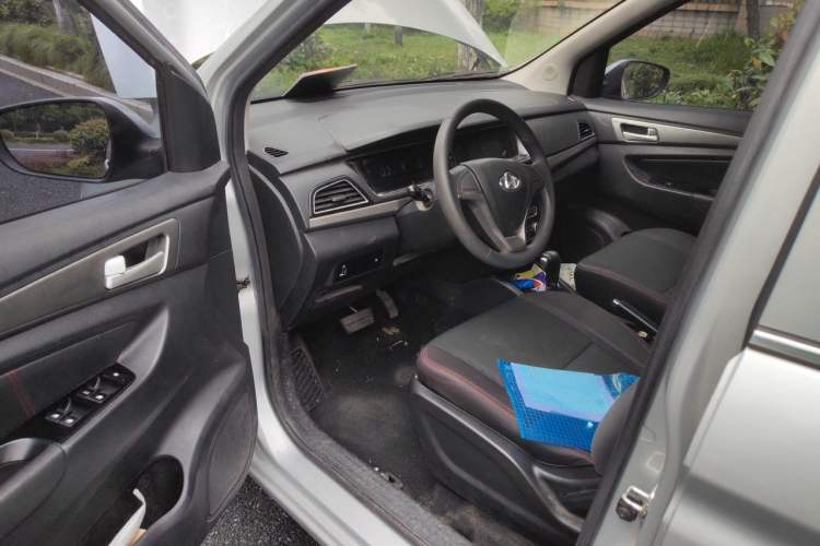 Used CHANGAN OSHAN A600EV 2018 EV model Driver Seat