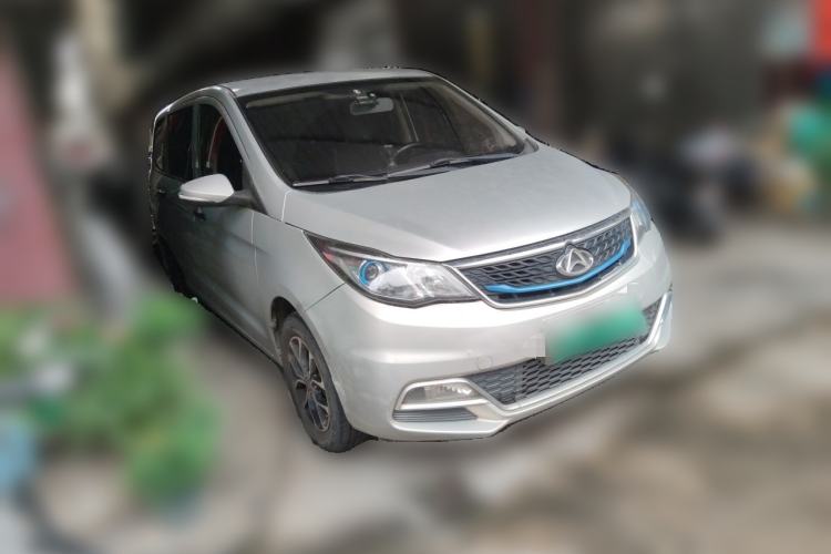 Used CHANGAN OSHAN A600EV 2018 EV model Front Right 45 Deg