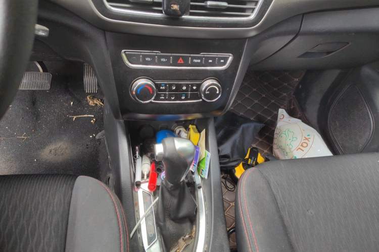 Used CHANGAN OSHAN A600EV 2018 EV model Gear Lever