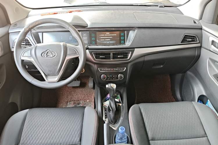 Used CHANGAN OSHAN A600EV 2018 EV model Center Console