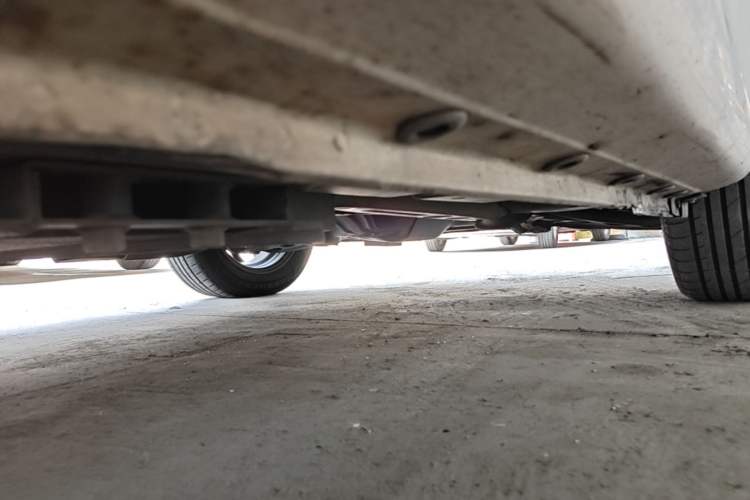 Used CHANGAN OSHAN A600EV 2018 EV model Chassis Front Right
