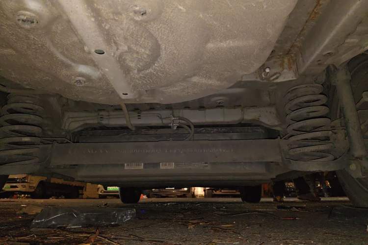Used CHANGAN OSHAN A600EV 2018 EV model Chassis Rear