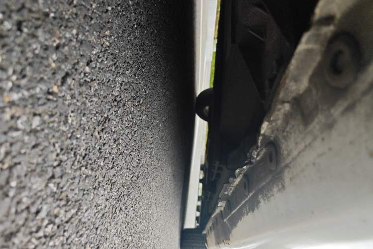 Used CHANGAN OSHAN A600EV 2018 EV model Chassis Rear Right