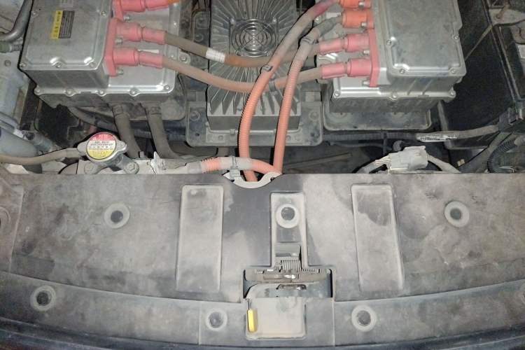 Used CHANGAN OSHAN A600EV 2018 EV model Engine Bay