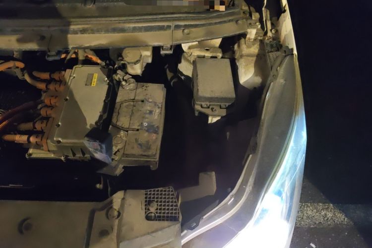 Used CHANGAN OSHAN A600EV 2018 EV model Engine Bay Left