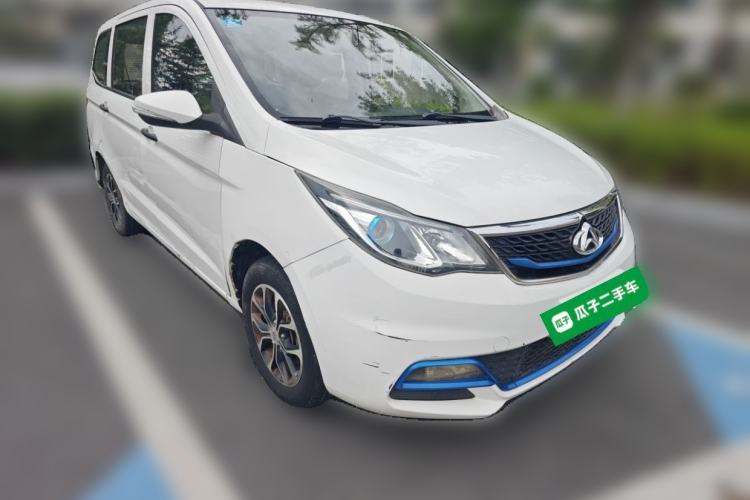 Used CHANGAN OSHAN A600EV 2018 EV model Front Right 45 Deg