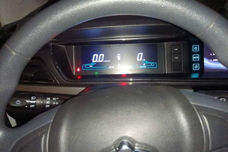 Used CHANGAN OSHAN A600EV 2018 EV model Instrument Cluster