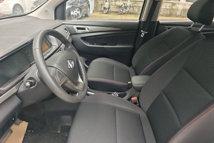 Used CHANGAN OSHAN A600EV 2018 EV model Left Front Seat