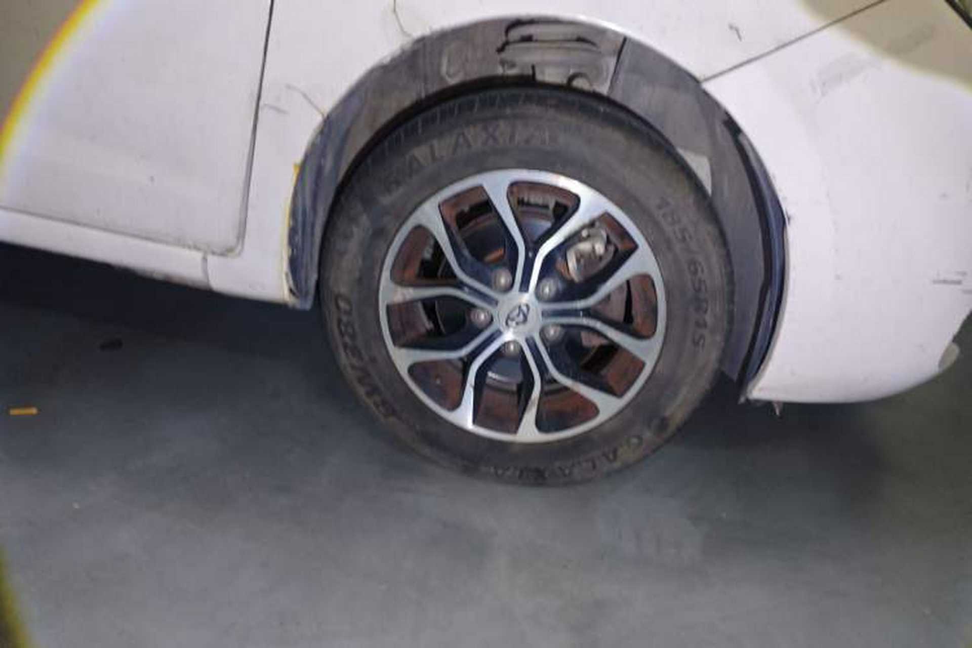 Used CHANGAN OSHAN A600EV 2018 EV model Right Front Wheel Hub