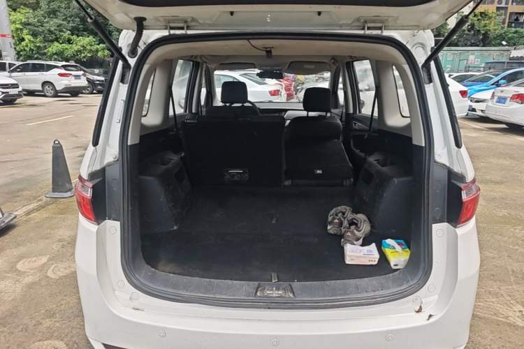 Used CHANGAN OSHAN A600EV 2018 EV model Trunk