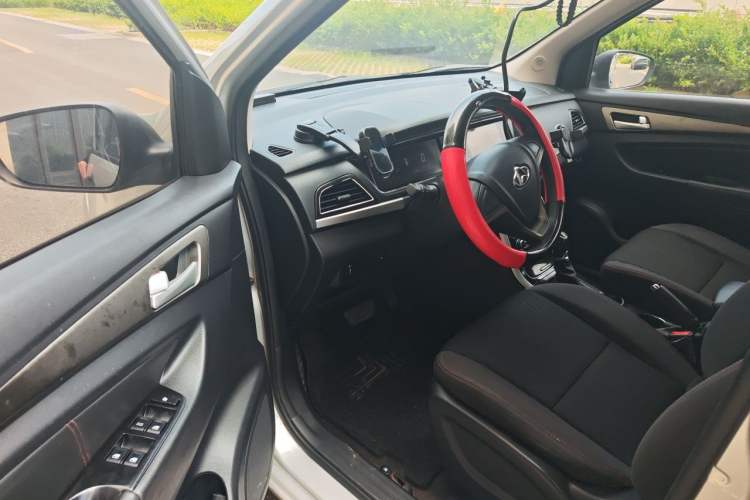 Used CHANGAN OSHAN A600EV 2019 Revised Version 5 Seats Driver Seat