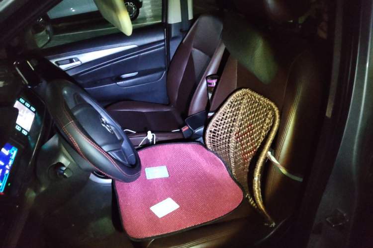 Used CHANGAN OSHAN A600EV 2019 Revised Version 5 Seats Left Front Seat