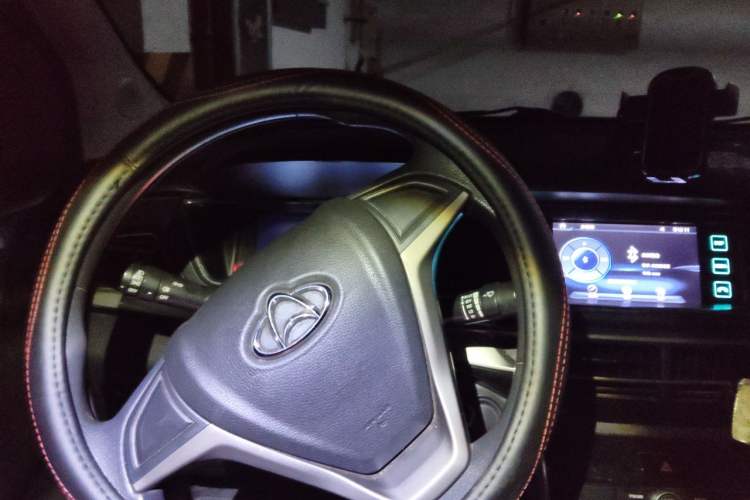 Used CHANGAN OSHAN A600EV 2019 Revised Version 5 Seats Steering Wheel