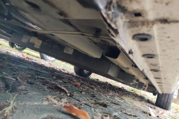 Used CHANGAN OSHAN A600EV 2019 Revised Version 5 Seats Chassis Front Left