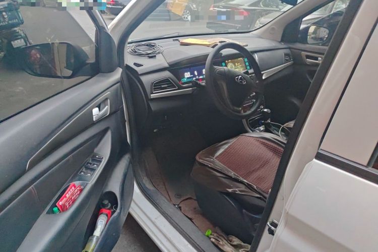 Used CHANGAN OSHAN A600EV 2019 Revised Version 6 Seats Driver Seat