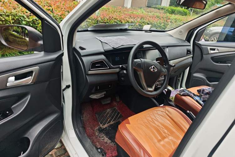 Used CHANGAN OSHAN A600EV 2019 EV model Driver Seat