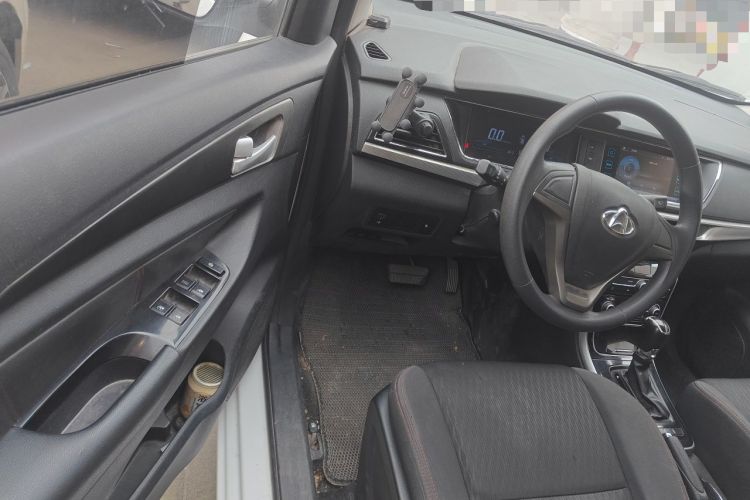 Used CHANGAN OSHAN A600EV 2019 Revised Version 5 Seats Driver Seat