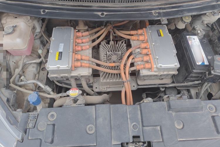 Used CHANGAN OSHAN A600EV 2019 Revised Version 5 Seats Engine Bay