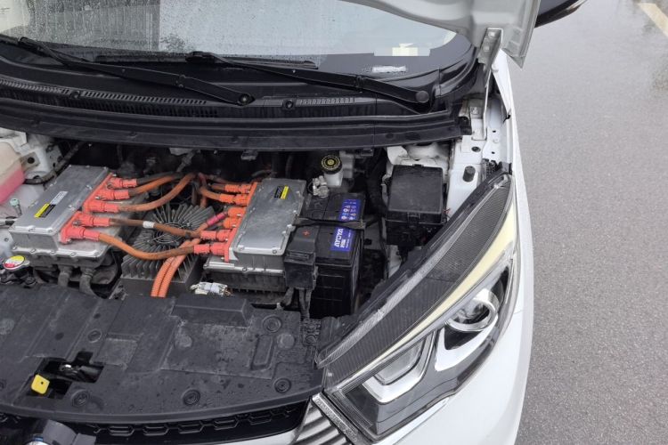 Used CHANGAN OSHAN A600EV 2019 Revised Version 5 Seats Engine Bay Left