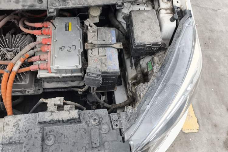 Used CHANGAN OSHAN A600EV 2019 Revised Version 6 Seats Engine Bay Left
