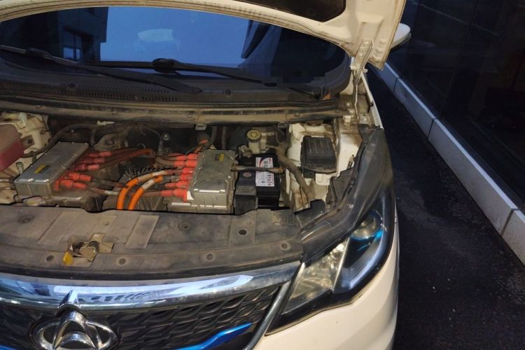 Used CHANGAN OSHAN A600EV 2019 EV model Engine Bay Left