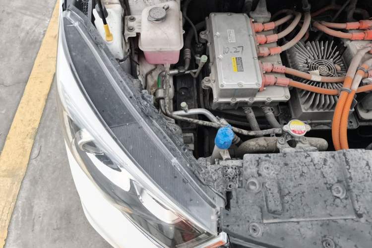 Used CHANGAN OSHAN A600EV 2019 Revised Version 6 Seats Engine Bay Right