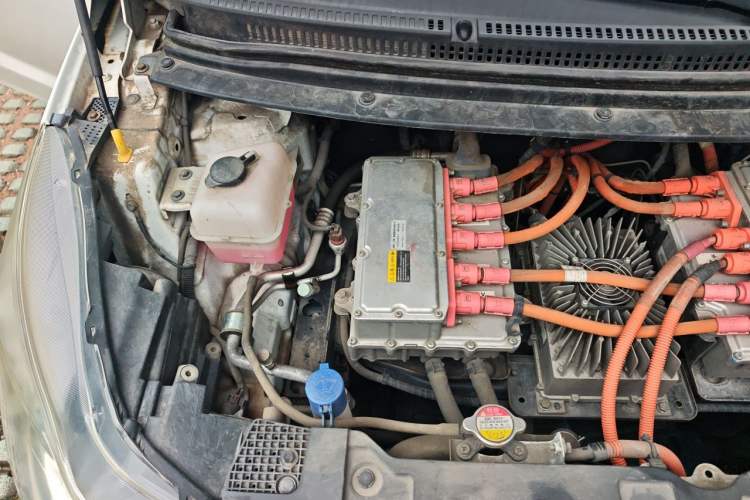 Used CHANGAN OSHAN A600EV 2019 EV model Engine Bay Right