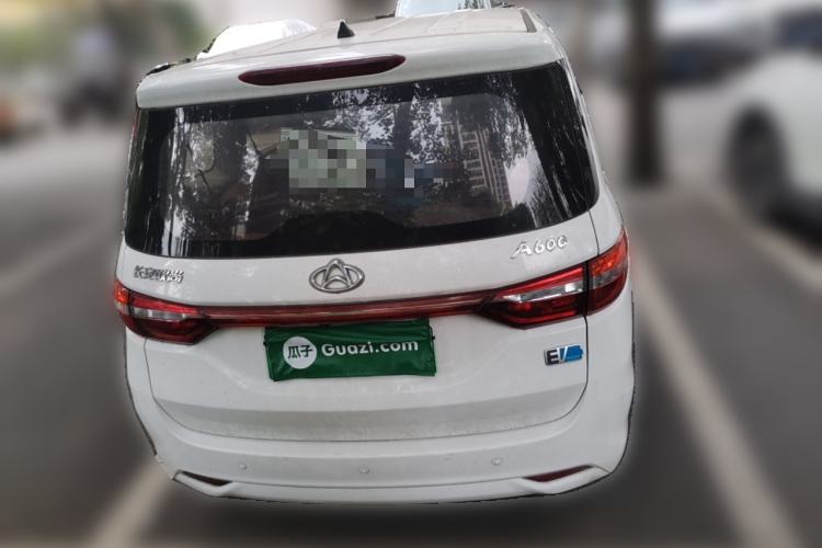 Used CHANGAN OSHAN A600EV 2019 Revised Version 6 Seats Exterior 4