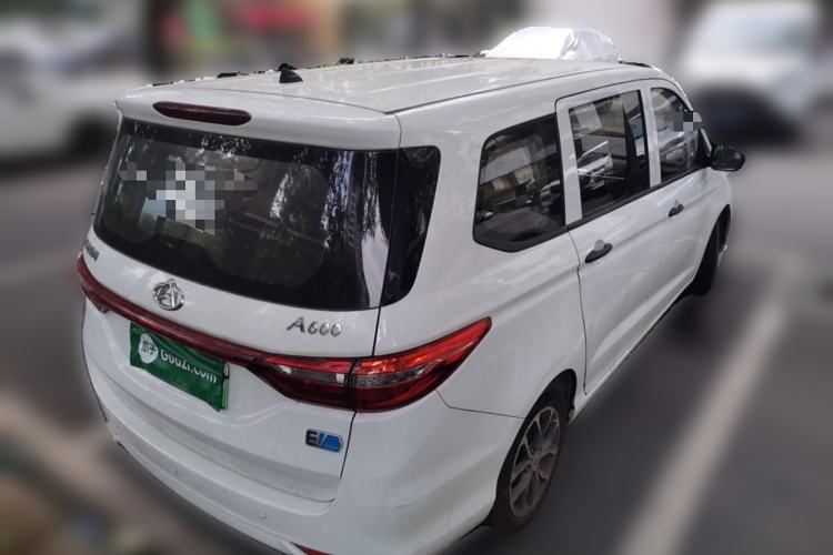 Used CHANGAN OSHAN A600EV 2019 Revised Version 6 Seats Exterior 5