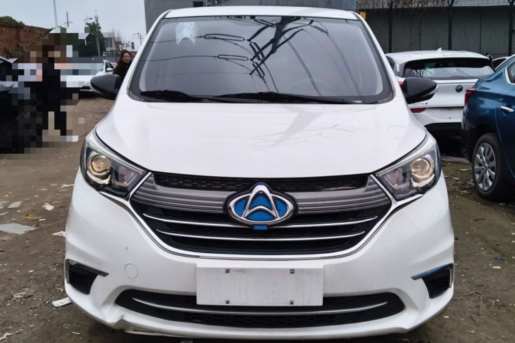 Used CHANGAN OSHAN A600EV 2019 Revised Version 6 Seats Front