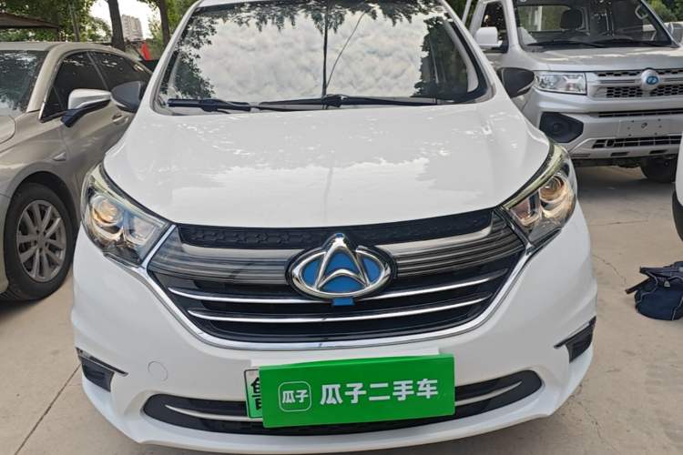 Used CHANGAN OSHAN A600EV 2019 Revised Version 6 Seats Front