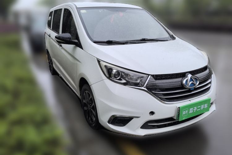 Used CHANGAN OSHAN A600EV 2019 Revised Version 5 Seats Front Right 45 Deg