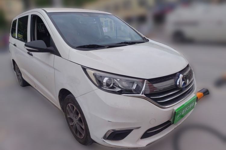 Used CHANGAN OSHAN A600EV 2019 Revised Version 6 Seats Front Right 45 Deg