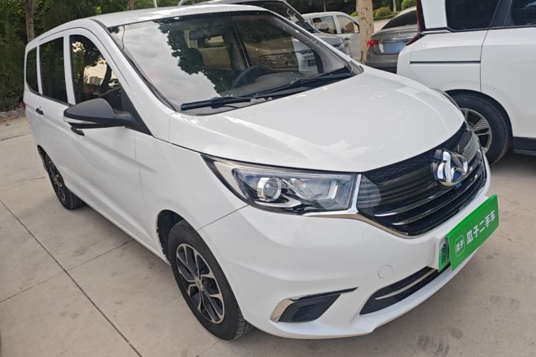 Used CHANGAN OSHAN A600EV 2019 Revised Version 6 Seats Front Right 45 Deg