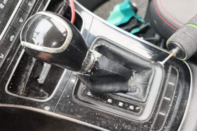 Used CHANGAN OSHAN A600EV 2019 Revised Version 6 Seats Gear Lever