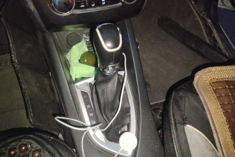 Used CHANGAN OSHAN A600EV 2019 Revised Version 5 Seats Gear Lever