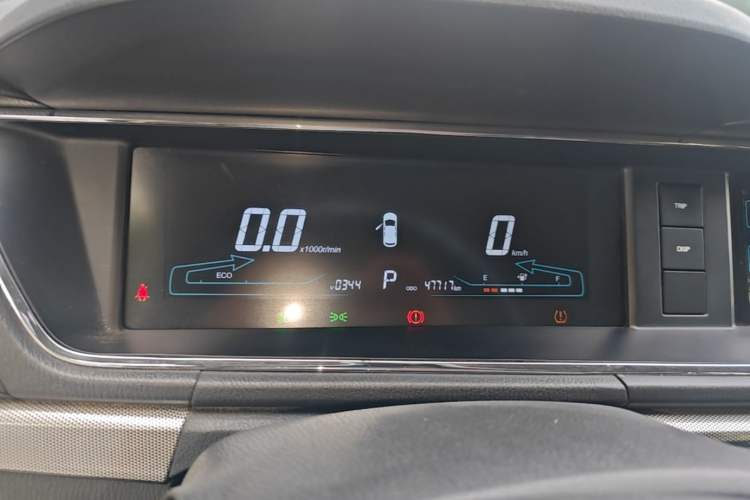 Used CHANGAN OSHAN A600EV 2019 Revised Version 6 Seats Instrument Cluster