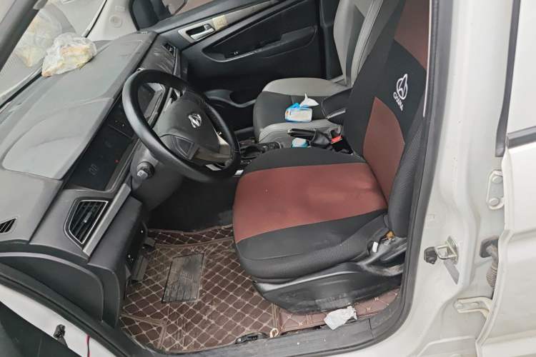 Used CHANGAN OSHAN A600EV 2019 Revised Version 5 Seats Left Front Seat
