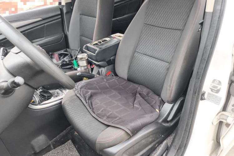 Used CHANGAN OSHAN A600EV 2019 Revised Version 6 Seats Left Front Seat