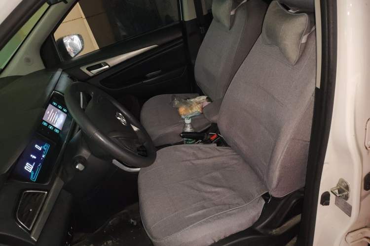 Used CHANGAN OSHAN A600EV 2019 Revised Version 5 Seats Left Front Seat