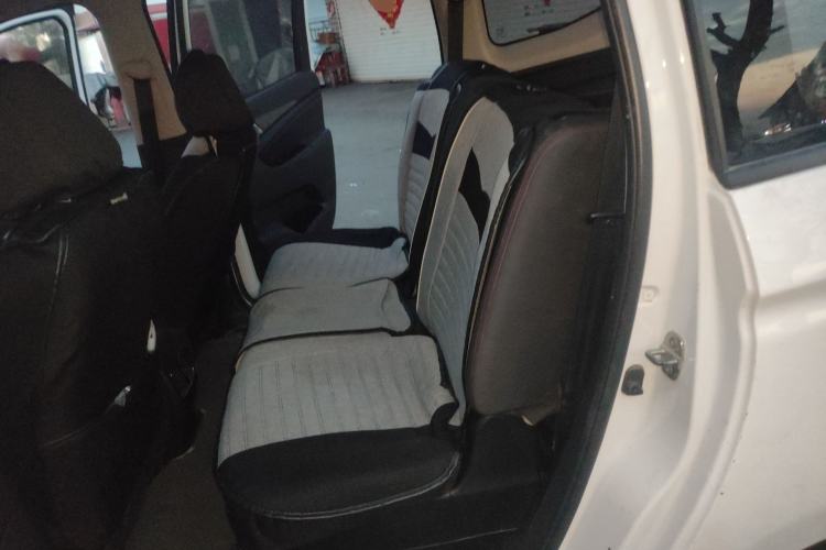 Used CHANGAN OSHAN A600EV 2019 Revised Version 5 Seats Left Rear Seat