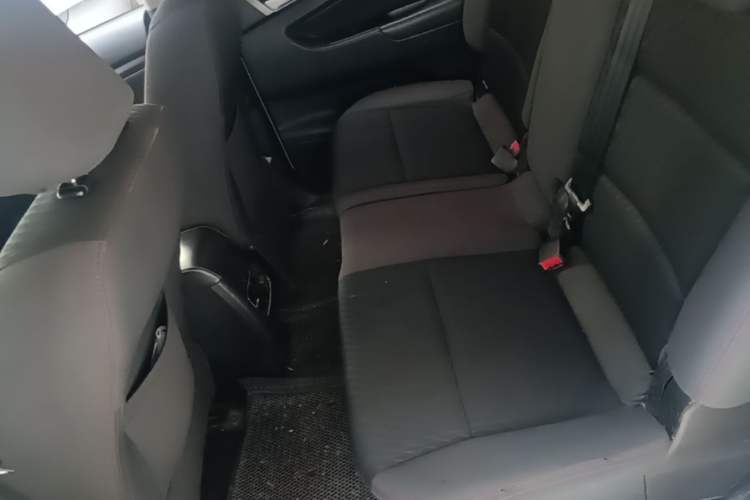 Used CHANGAN OSHAN A600EV 2019 Revised Version 5 Seats Left Rear Seat