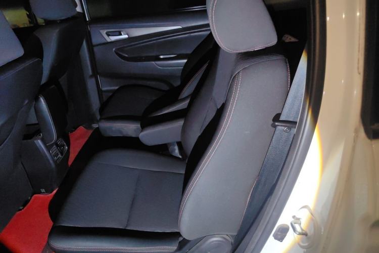 Used CHANGAN OSHAN A600EV 2019 Revised Version 6 Seats Left Rear Seat